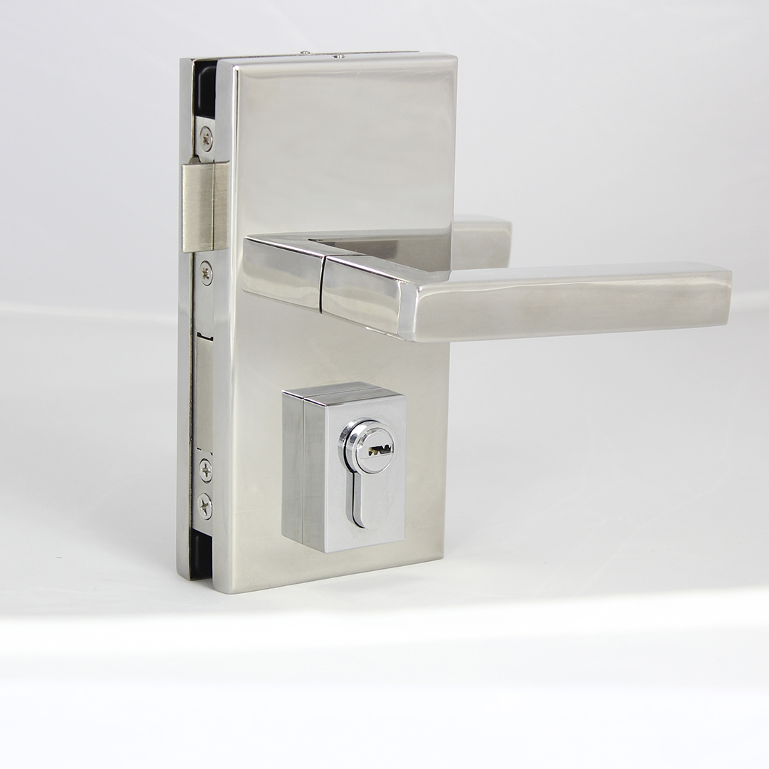 cerradura brillo modelo cuadrado. Hegox