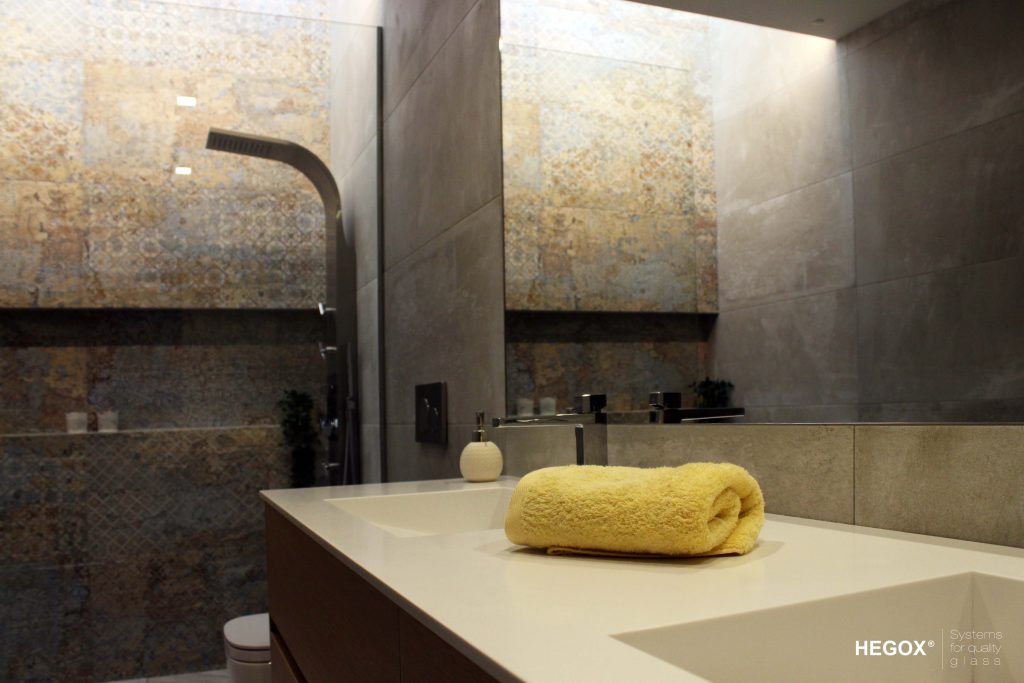 Tendencias en baños con vidrio hegox